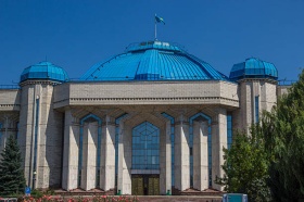 В Казахстане одно из крупнейших МФО лишили лицензии