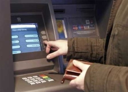 Банки считают требования Банка России по защите банкоматов излишними - рис.1