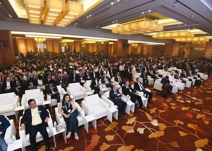 Более 3000 участников собрались на форуме Blockchain Life 2019 в Сингапуре