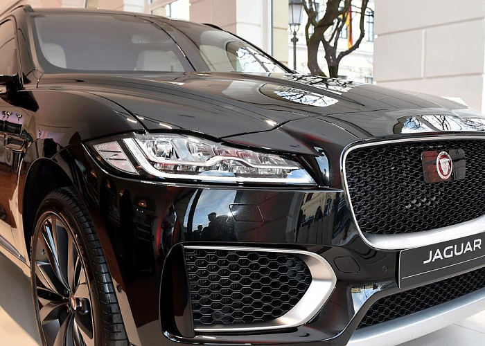 Водители Jaguar и Land Rover смогут заработать криптовалюту