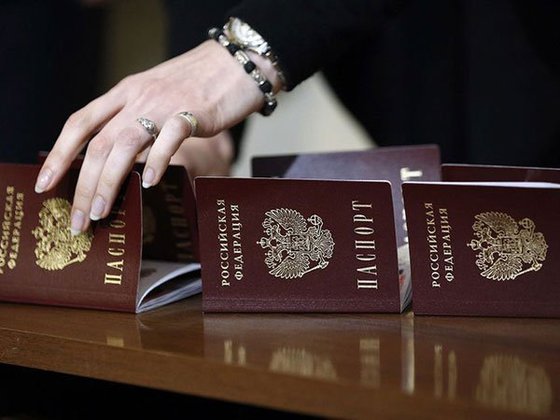 Сбербанк готов выдавать электронные паспорта