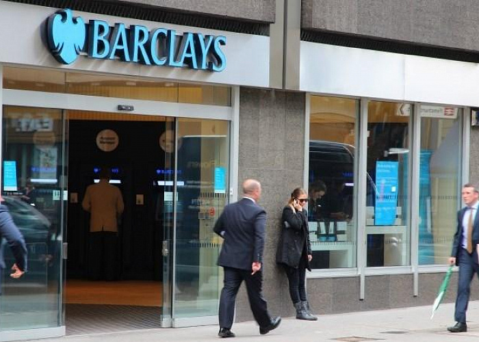Barclays Bank внедрил криптовалютную биржу Coinbase в систему моментальных межбанковских переводов