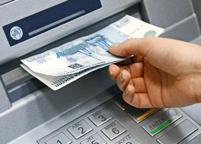 Русский Стандарт: банкоматы чаще используются для внесения наличных