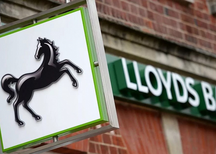 Lloyds не допустит коллапса с выдачей наличных в Великобритании?