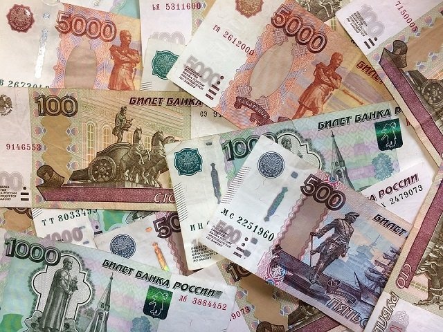 Объем наличных денег в РФ сократился на 3,1%